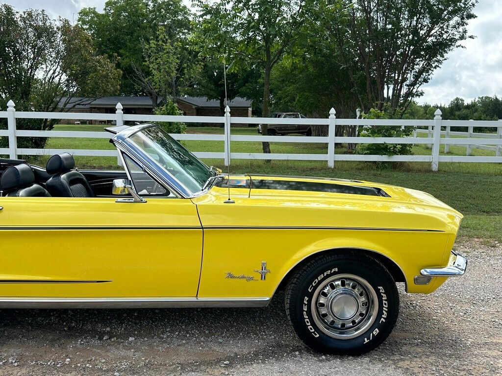 1968 Ford Mustang Mustang Convertible, Air Conditioning, Yellow - photo 11