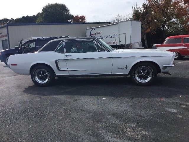 1968 Ford Mustang Deluxe Coupe - photo 2