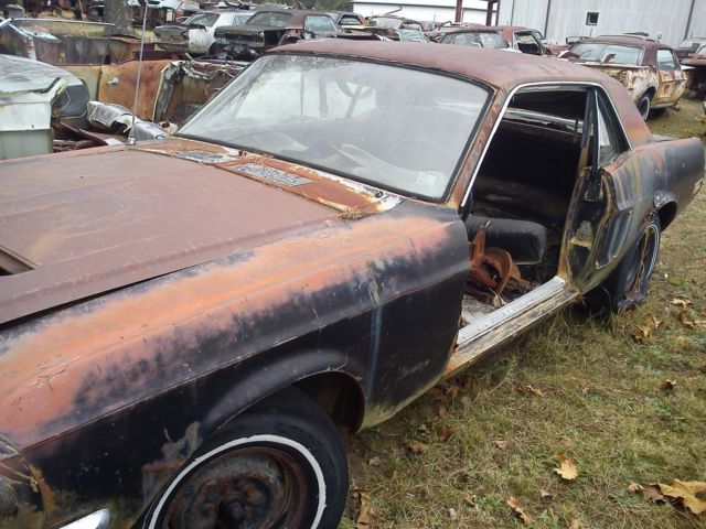 1968 Ford Mustang roller V8 Engine restoration project, windows, doors, fenders 1968 Ford Mustang