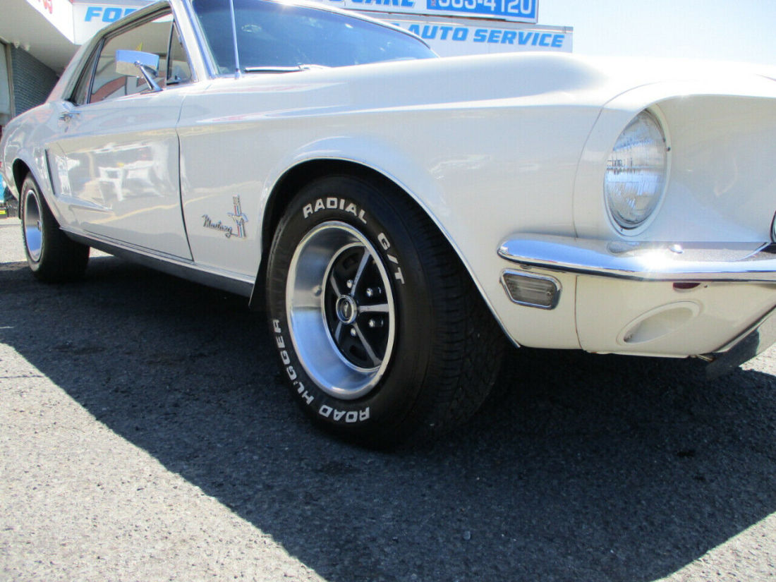 1968 Ford Mustang ** V-8 REBUILT 302 ENGINE ** - photo 4