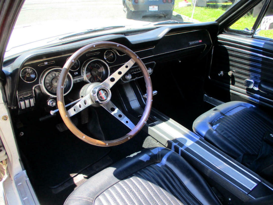 1968 Ford Mustang ** V-8 REBUILT 302 ENGINE ** - photo 8