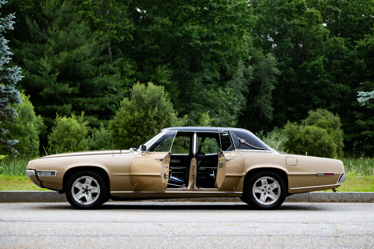 1968 Ford Thunderbird - photo 6