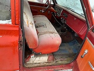 1968 GMC Suburban - photo 5