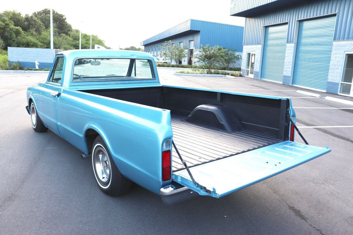 1968 GMC C15 C1500 C10 Custom Restored Truck - photo 10