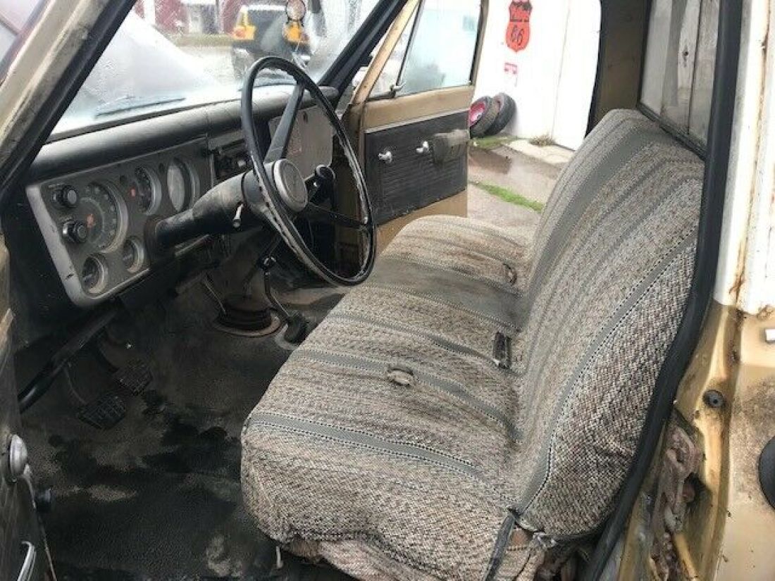 1968 Chevrolet C-10 GMC 4x4 truck Runs drives, VIDEO! Best offer! - photo 3