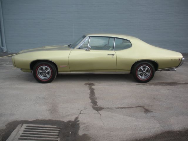 1968 GTO , MATCHING NUMBERS, A/C 1968 Pontiac GTO