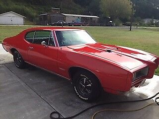 1968 GTO YS 400/400 hurst dual gate with air. PHS papers and window sticker. 1968 Pontiac GTO