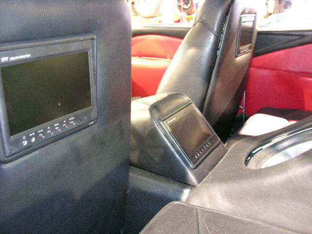 1968 Dodge Charger Hemi Custom - Cropped, Dropped, Shaved and Tubbed - photo 13