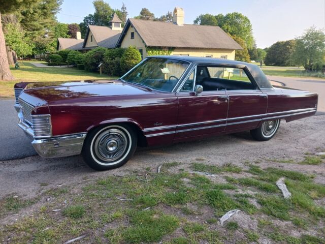 1968 Chrysler Imperial - photo 2
