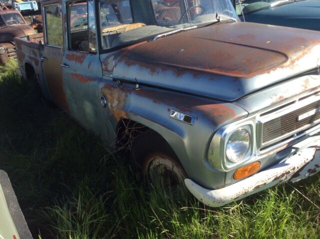 1968 International Harvester 1200C - photo 2