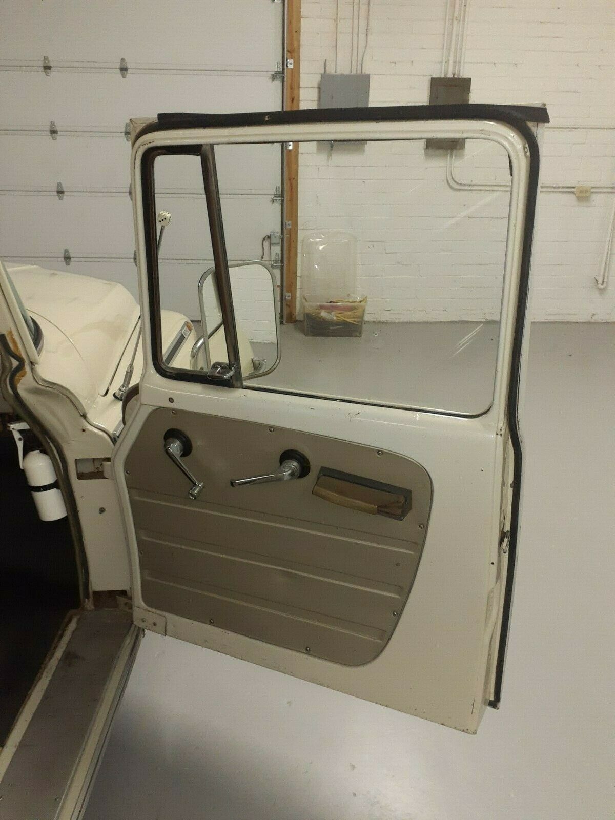 1968 International Harvester 1000C Deluxe - photo 10