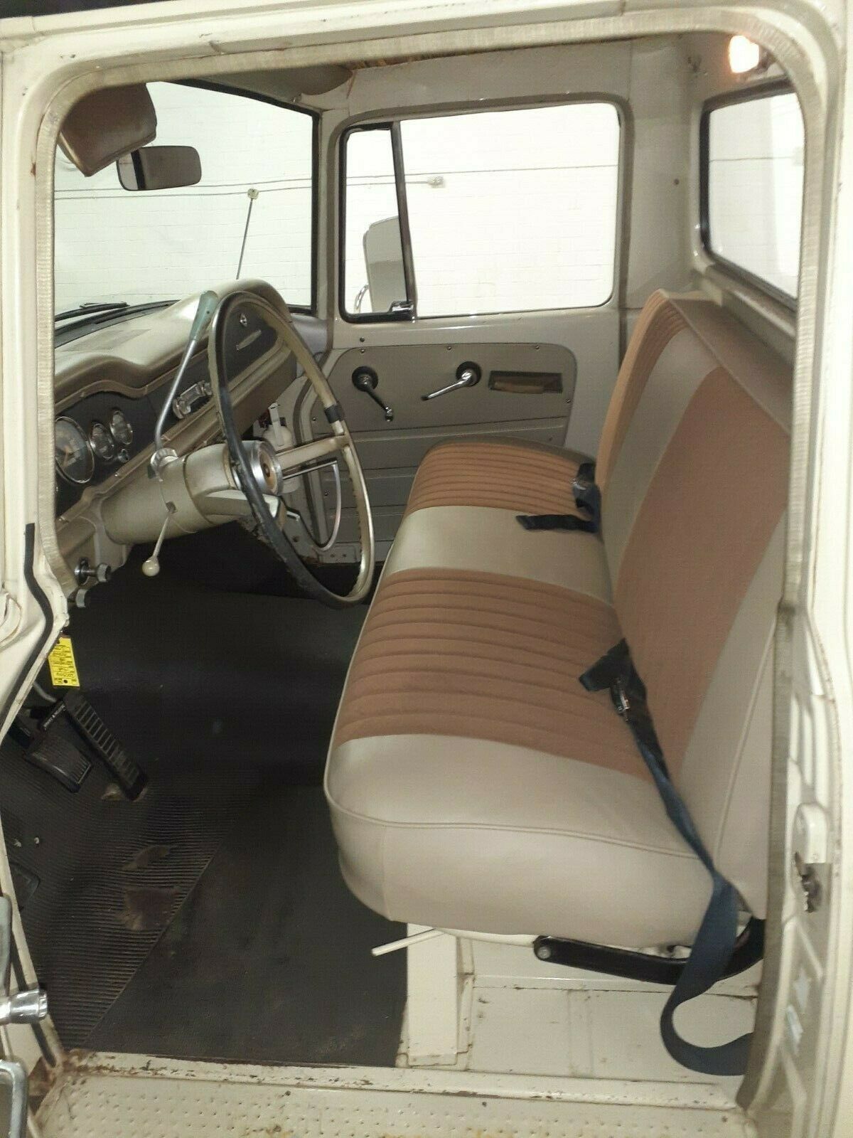 1968 International Harvester 1000C Deluxe - photo 12