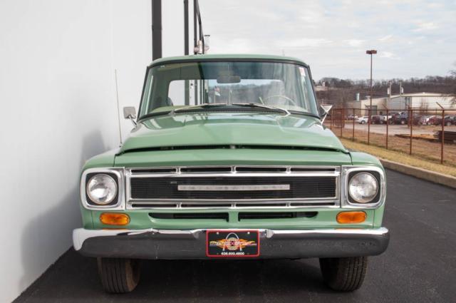 1968 International Harvester 100C 1000C Half-ton "Bonus Load" Pickup - photo 3