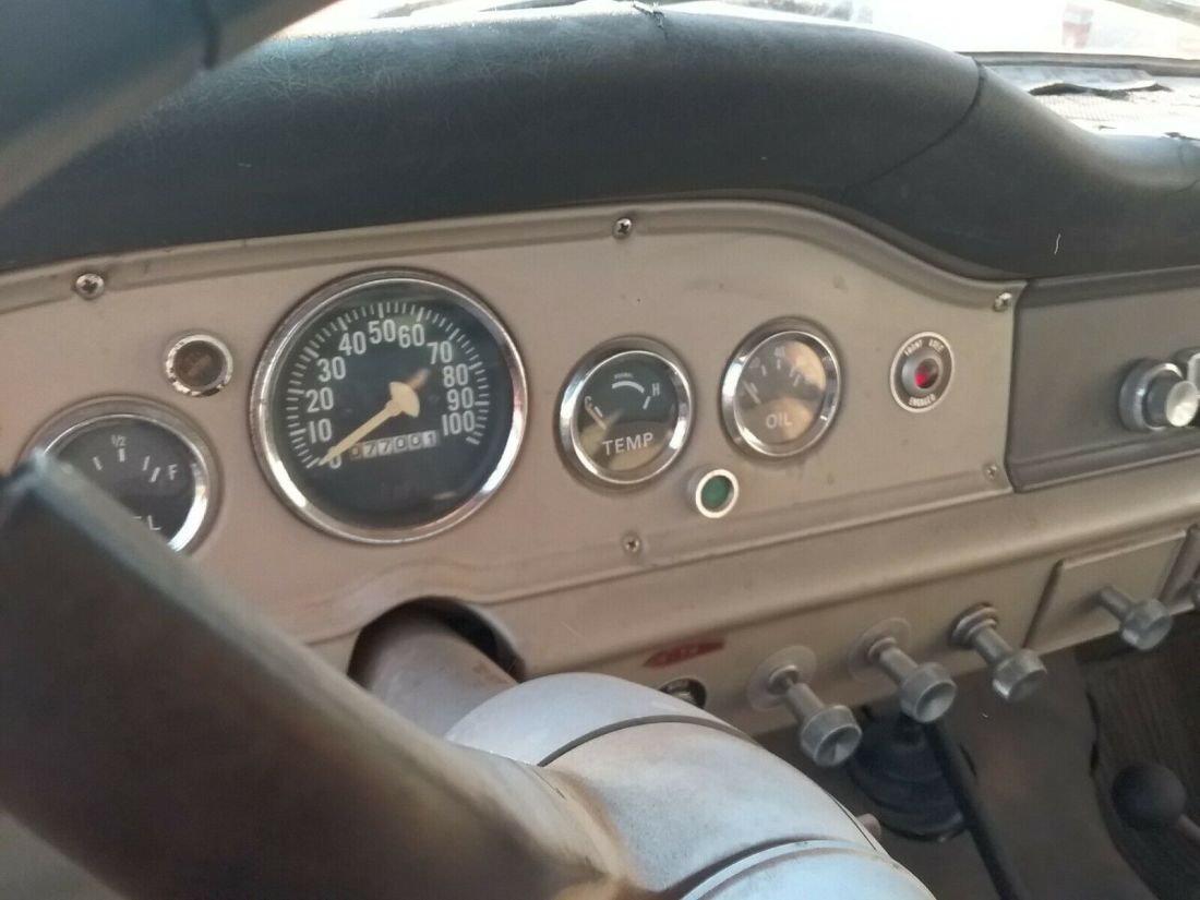 1968 International Harvester 1100C - photo 11
