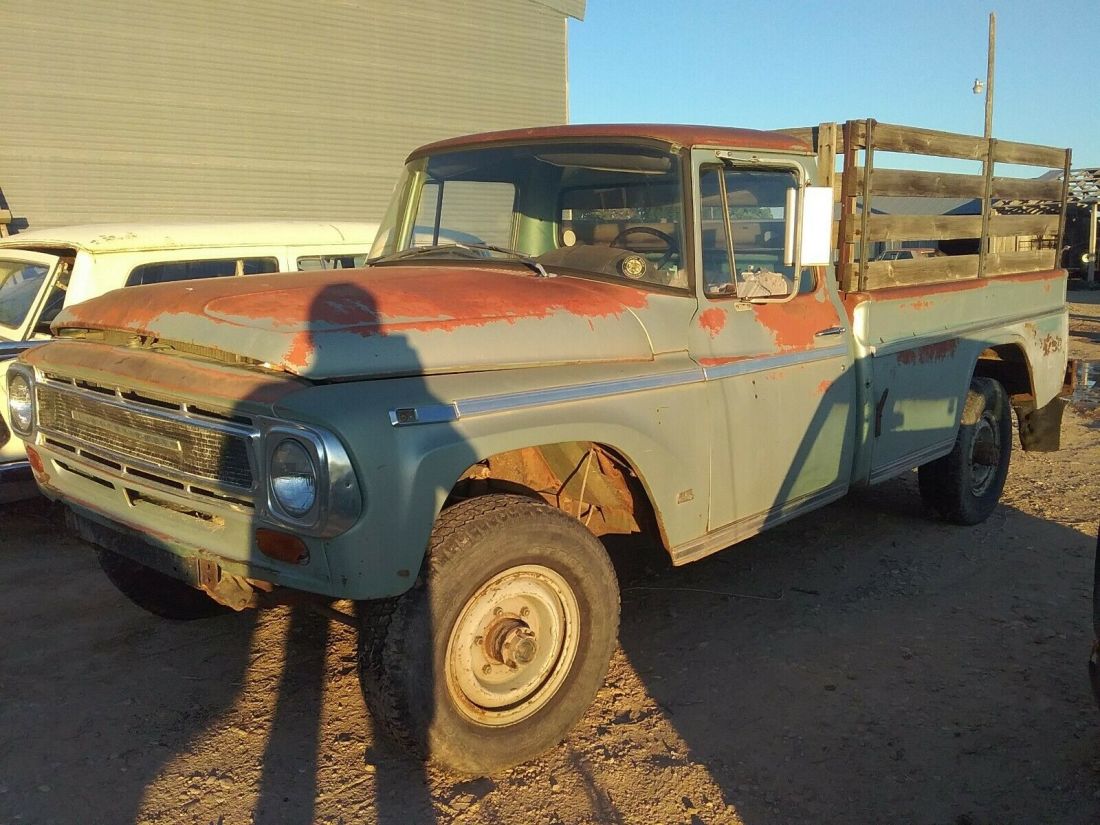 1968 International Harvester 1100C - photo 2
