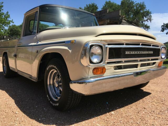 1968 International Harvester 1000C Bonus Load - photo 4
