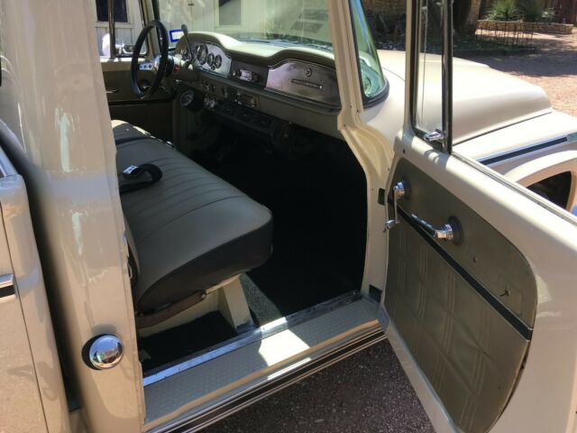 1968 International Harvester 1000C Bonus Load - photo 8