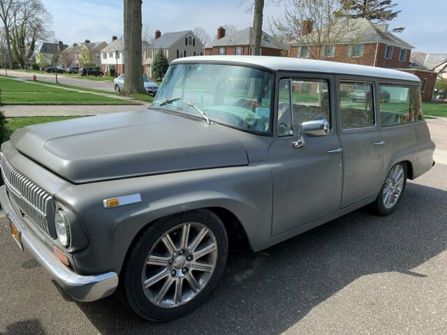 1968 International Harvester Travelall - photo 2