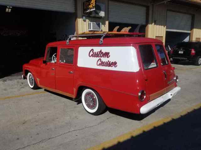 1968 International Harvester Travelall - photo 2