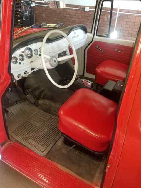 1968 International Harvester Travelall - photo 6
