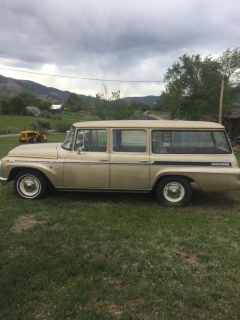 1968 International Harvester Travelall 1000C