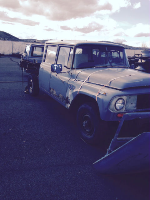 1968 International Harvester Travellette four door Crewcab 4x4 - photo 3