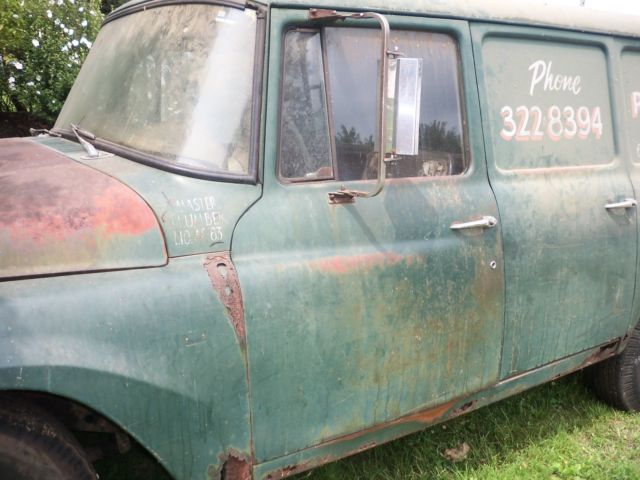1968 INTERNATIONAL HARVESTER PANEL TRUCK - photo 3