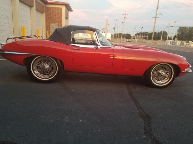 1968 Jaguar E type Convertible 1968 Jaguar E-Type 2 door