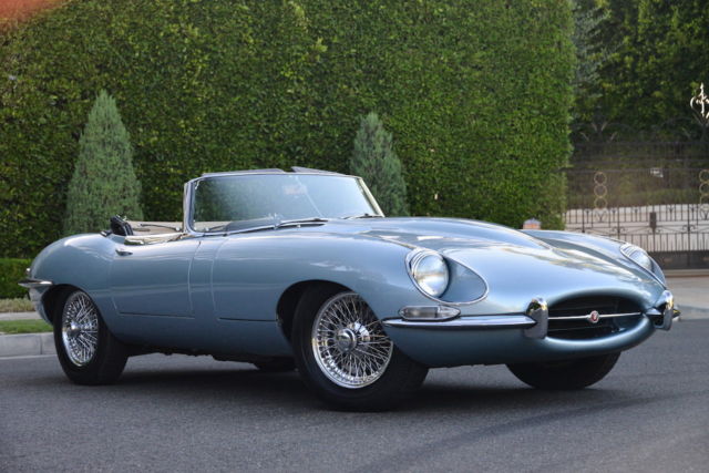 1968 Jaguar E-Type Roadster Series I.5 1968 Jaguar E-Type XKE Roadster Series I.5