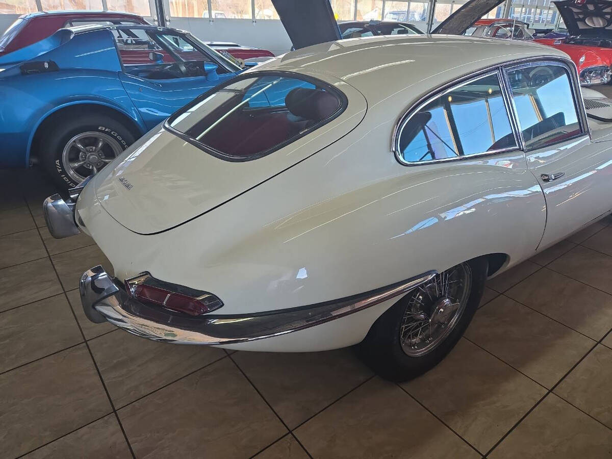 1968 Jaguar E-Type HARD TOP - photo 8