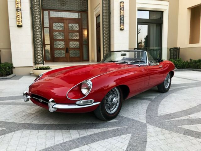 1968 Jaguar E-Type XKE Series 1.5 Convertible 1968 Jaguar E-Type