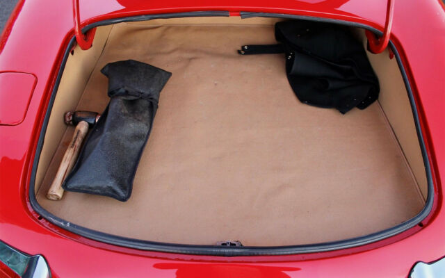 1968 Jaguar E-Type - photo 12