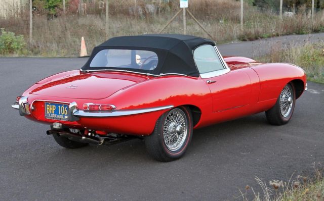 1968 Jaguar XKE Series 1.5 Roadster. NUMBERS MATCH, BEAUTIFULLY RESTORED! 1968 Jaguar E-Type