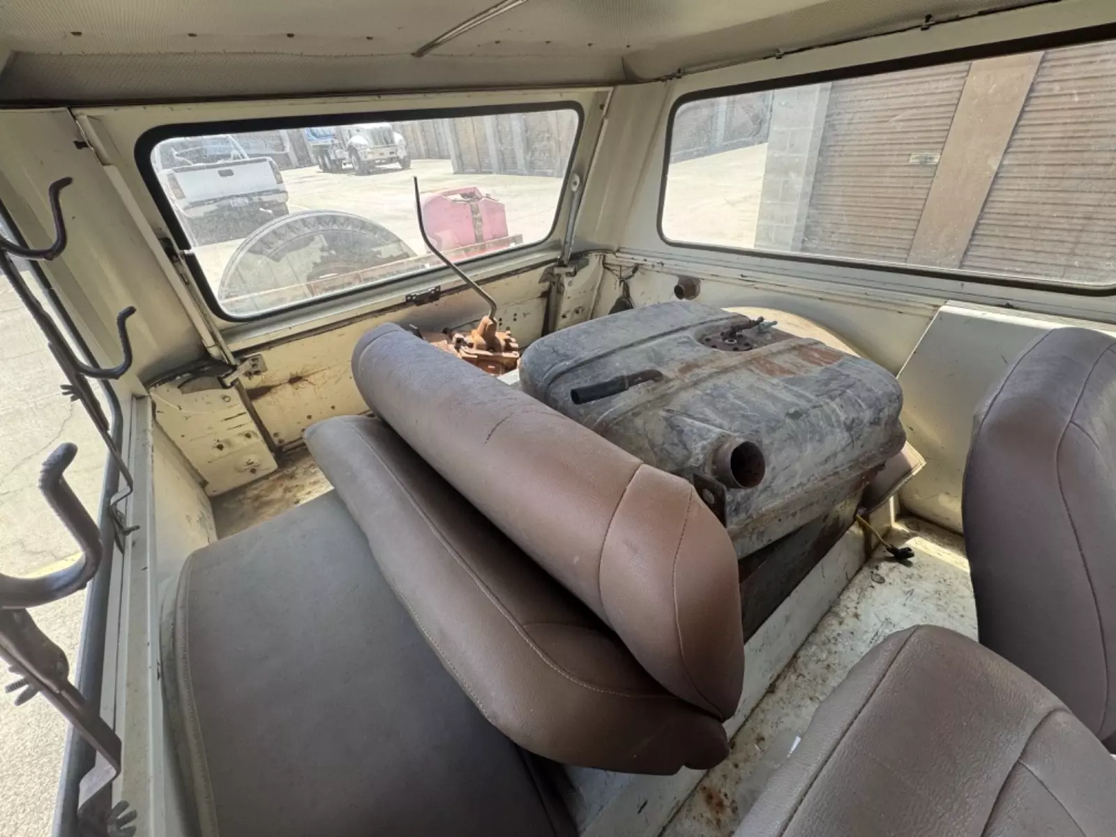 1968 Jeep Commando - photo 13