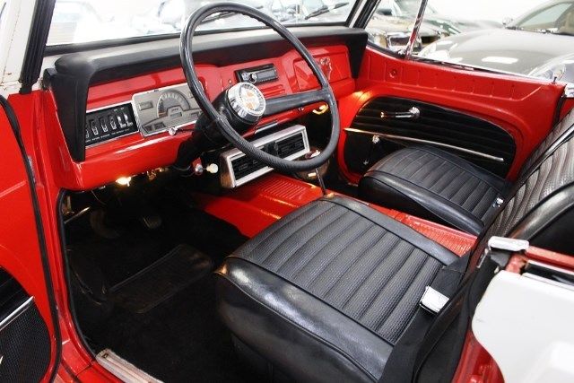 1968 Jeep Jeepster -- - photo 12