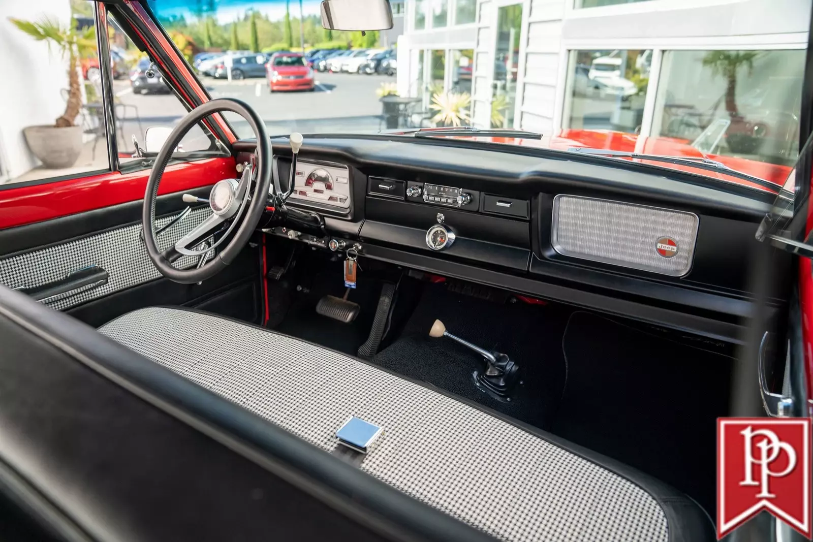 1968 Jeep Wagoneer - photo 12