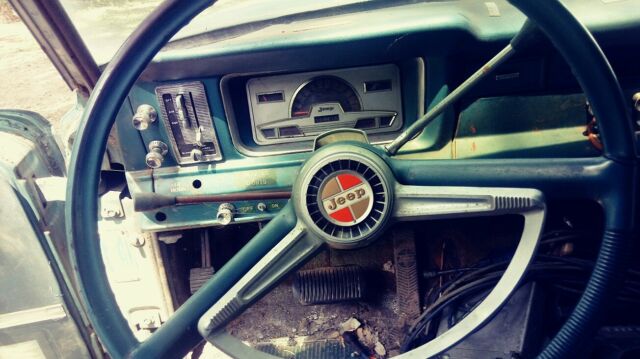 1968 Jeep Wagoneer - photo 12