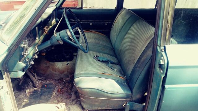 1968 Jeep Wagoneer - photo 13
