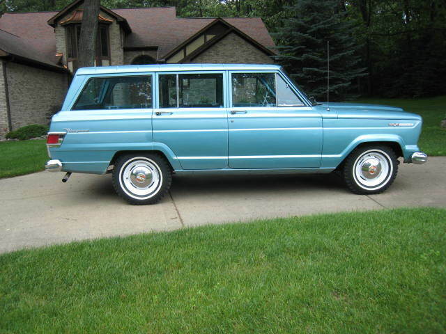 1968 Jeep Wagoneer 4 Wheel Dr - photo 2