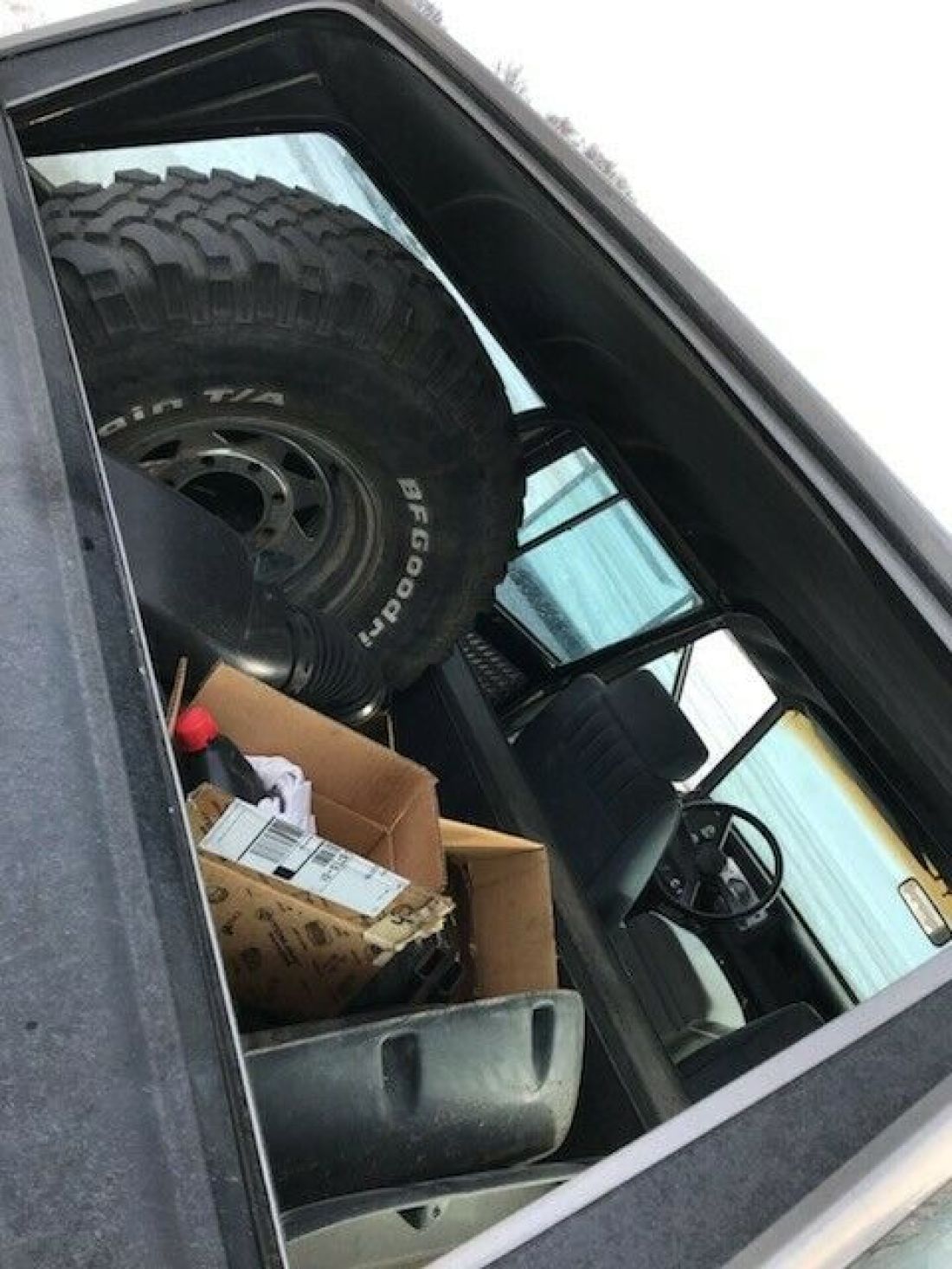 1968 Jeep Wagoneer - photo 10