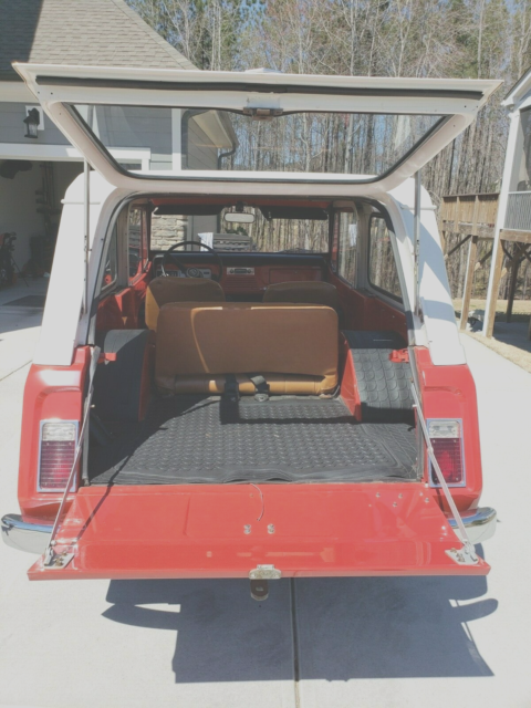 1968 Jeep Commando Wagon - photo 5