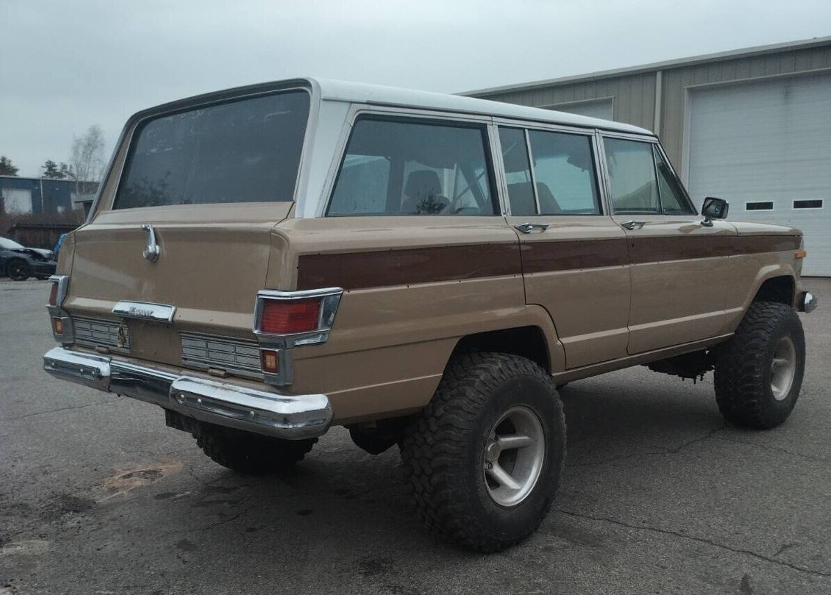 1968 Jeep Wagoneer - photo 7