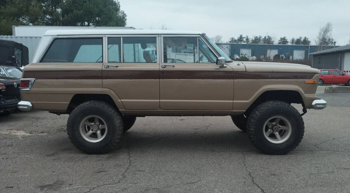 1968 Jeep Wagoneer - photo 8