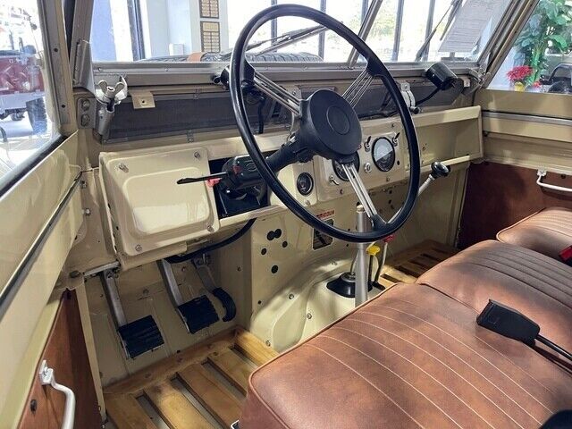 1968 LAND ROVER SERIES 2 SOFT TOP - (COLLECTOR SERIES) - photo 6