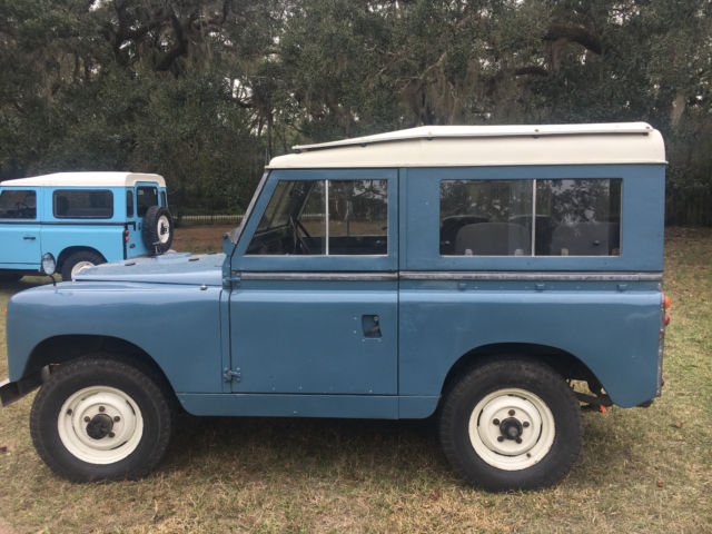 1968 Land Rover Defender - photo 2