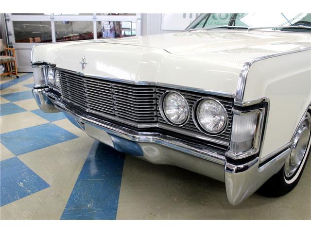 1968 Lincoln Continental - photo 10
