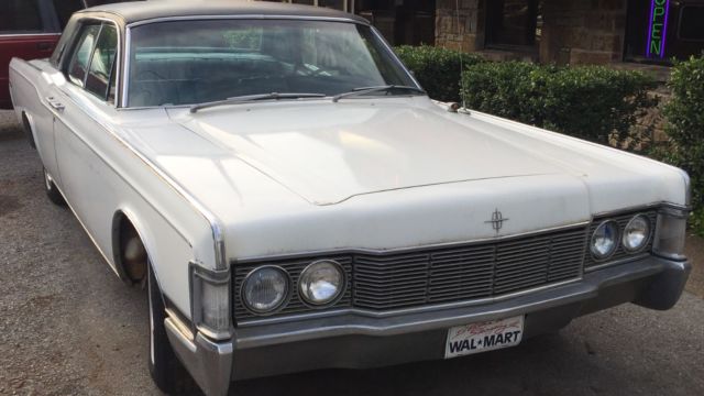 1968 LINCOLN CONTINENTAL SEDAN *SUICIDE DOORS* 460 ENGINE 1968 Lincoln Continental