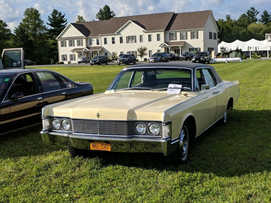 1968 Lincoln Continental