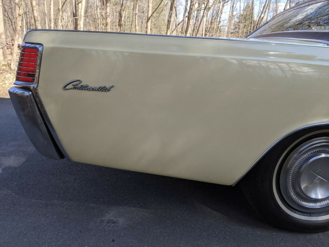 1968 Lincoln Continental - photo 11