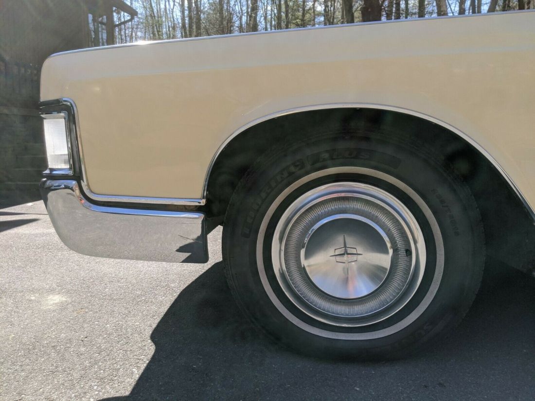1968 Lincoln Continental - photo 13